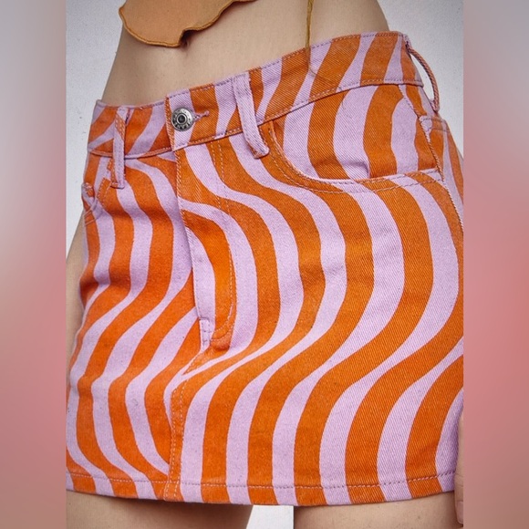 Momokrom Swirl Abstract Print Denim Mini Skirt [XL/Size 14] - Picture 12 of 12